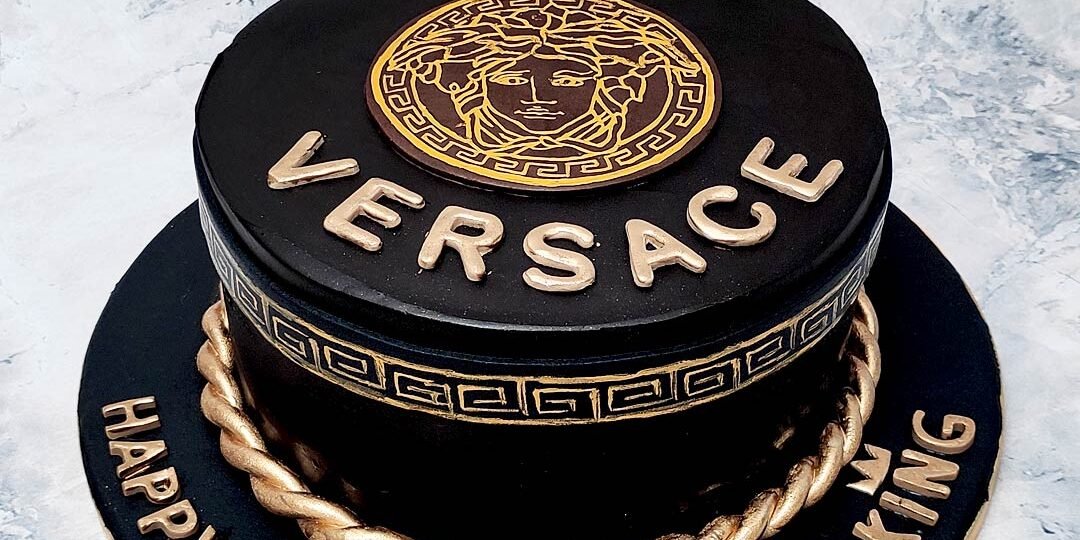 Versacecake-luxurybirthdaycake_2400x